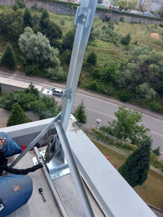 Roof Guard RSG-22 Çatı Üzeri Korkuluk Sistemleri